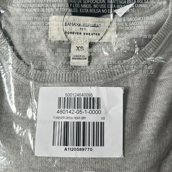 Banana republic FOREVER CREW-NECK SWEATER size XS in Heat gray NWT in packaging - Picture 4 of 5
